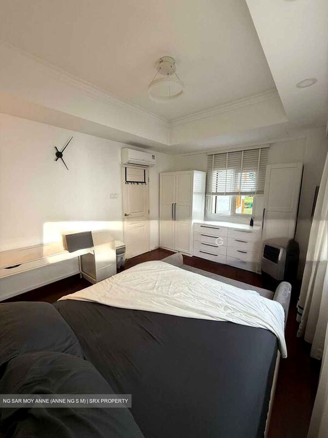 Kew Vale (D16), Terrace #503463001